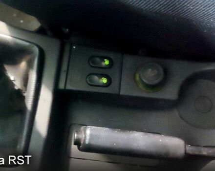 Білий ВАЗ Priora, об'ємом двигуна 1.6 л та пробігом 280 тис. км за 3500 $, фото 6 на Automoto.ua