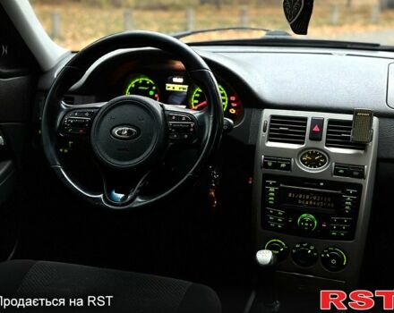Белый ВАЗ Priora, объемом двигателя 1.6 л и пробегом 120 тыс. км за 6000 $, фото 11 на Automoto.ua