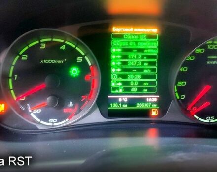 Білий ВАЗ Priora, об'ємом двигуна 1.6 л та пробігом 280 тис. км за 3500 $, фото 10 на Automoto.ua