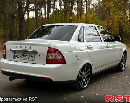 Белый ВАЗ Priora, объемом двигателя 1.6 л и пробегом 120 тыс. км за 6000 $, фото 7 на Automoto.ua