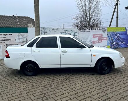Білий ВАЗ Priora, об'ємом двигуна 1.6 л та пробігом 170 тис. км за 2700 $, фото 3 на Automoto.ua
