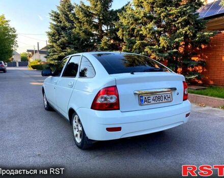 ВАЗ Priora 2013 в Днепре (Днепропетровске) на Automoto.ua Белый ВАЗ Priora, объемом двигателя 1.6 л и пробегом 250 тыс. км за 3300 $, фото 2 на Automoto.ua