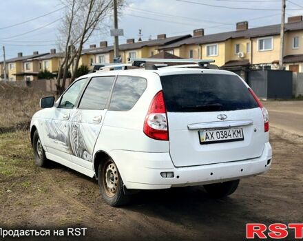 Белый ВАЗ Priora, объемом двигателя 1.6 л и пробегом 240 тыс. км за 1400 $, фото 2 на Automoto.ua