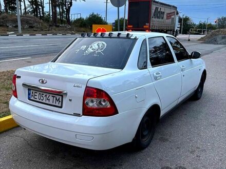 Белый ВАЗ Priora, объемом двигателя 1.6 л и пробегом 0 тыс. км за 2000 $, фото 1 на Automoto.ua