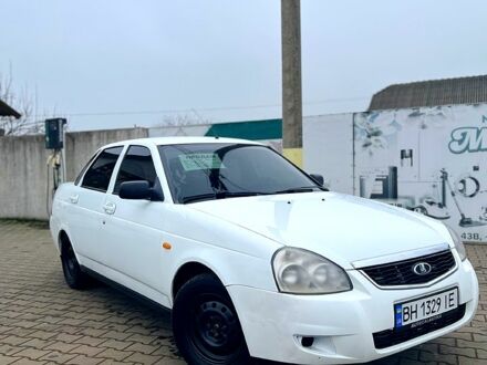 Білий ВАЗ Priora, об'ємом двигуна 1.6 л та пробігом 170 тис. км за 2700 $, фото 1 на Automoto.ua