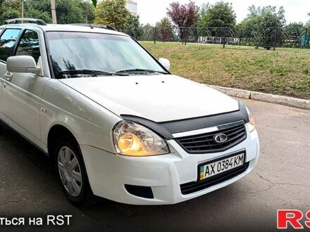 Білий ВАЗ Priora, об'ємом двигуна 1.6 л та пробігом 180 тис. км за 2400 $, фото 1 на Automoto.ua