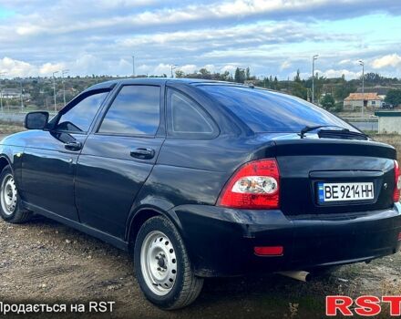 Черный ВАЗ Priora, объемом двигателя 1.6 л и пробегом 200 тыс. км за 2200 $, фото 2 на Automoto.ua