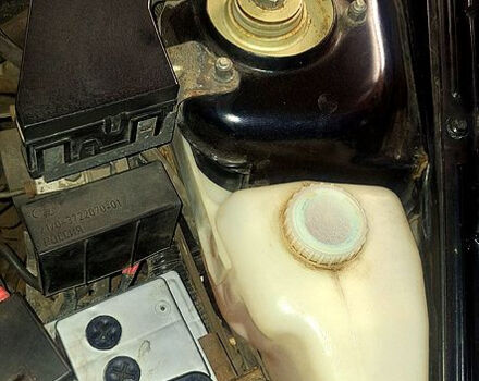 Чорний ВАЗ Priora, об'ємом двигуна 1.6 л та пробігом 132 тис. км за 3100 $, фото 10 на Automoto.ua