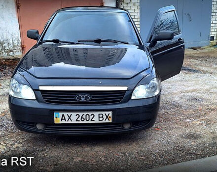 Чорний ВАЗ Priora, об'ємом двигуна 1.6 л та пробігом 132 тис. км за 3100 $, фото 1 на Automoto.ua