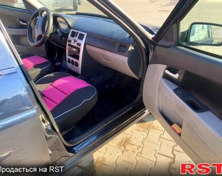 Чорний ВАЗ Priora, об'ємом двигуна 1.6 л та пробігом 134 тис. км за 2000 $, фото 9 на Automoto.ua