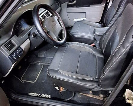 Чорний ВАЗ Priora, об'ємом двигуна 1.6 л та пробігом 132 тис. км за 3100 $, фото 3 на Automoto.ua