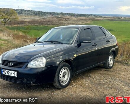 Черный ВАЗ Priora, объемом двигателя 1.6 л и пробегом 200 тыс. км за 2200 $, фото 3 на Automoto.ua