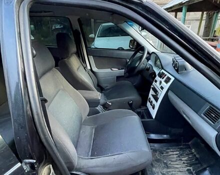 Черный ВАЗ Priora, объемом двигателя 1.6 л и пробегом 183 тыс. км за 1800 $, фото 10 на Automoto.ua