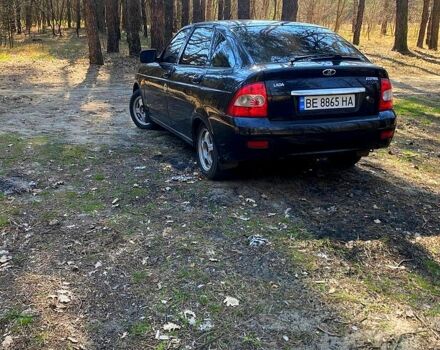 Черный ВАЗ Priora, объемом двигателя 1.6 л и пробегом 180 тыс. км за 3000 $, фото 2 на Automoto.ua
