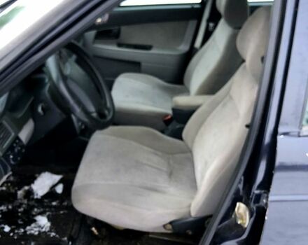 Черный ВАЗ Priora, объемом двигателя 1.6 л и пробегом 174 тыс. км за 2000 $, фото 5 на Automoto.ua