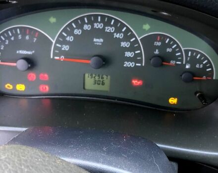 Черный ВАЗ Priora, объемом двигателя 1.6 л и пробегом 174 тыс. км за 2000 $, фото 6 на Automoto.ua