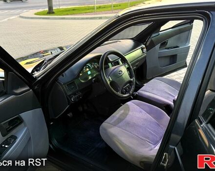 Черный ВАЗ Priora, объемом двигателя 1.6 л и пробегом 220 тыс. км за 2200 $, фото 7 на Automoto.ua