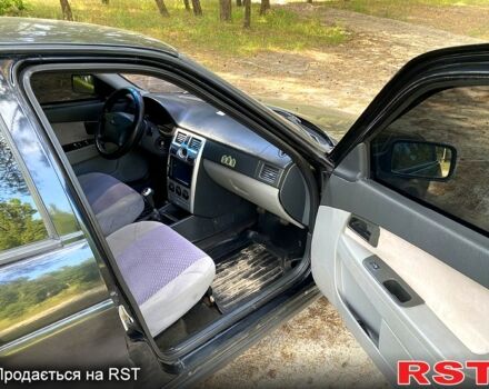 Черный ВАЗ Priora, объемом двигателя 1.6 л и пробегом 185 тыс. км за 2200 $, фото 8 на Automoto.ua