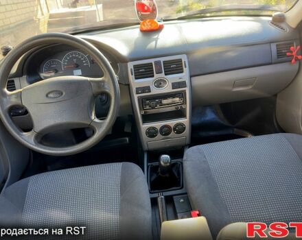 Черный ВАЗ Priora, объемом двигателя 1.6 л и пробегом 183 тыс. км за 2799 $, фото 7 на Automoto.ua