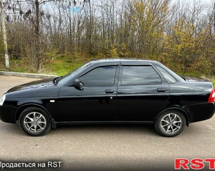 Черный ВАЗ Priora, объемом двигателя 1.6 л и пробегом 105 тыс. км за 4000 $, фото 4 на Automoto.ua