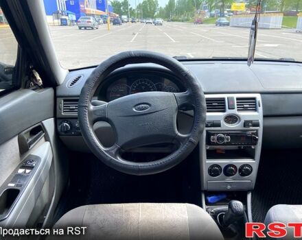 Черный ВАЗ Priora, объемом двигателя 1.6 л и пробегом 180 тыс. км за 1999 $, фото 11 на Automoto.ua