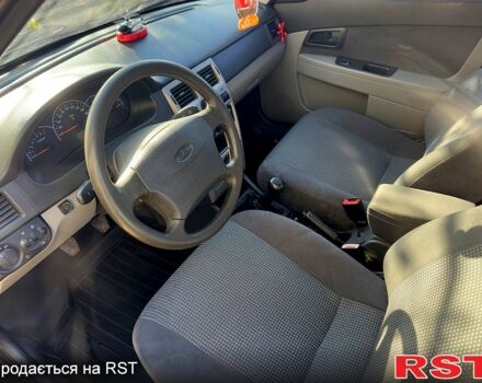 Черный ВАЗ Priora, объемом двигателя 1.6 л и пробегом 183 тыс. км за 2799 $, фото 6 на Automoto.ua
