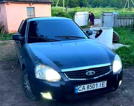 Черный ВАЗ Priora, объемом двигателя 1.6 л и пробегом 216 тыс. км за 2200 $, фото 2 на Automoto.ua