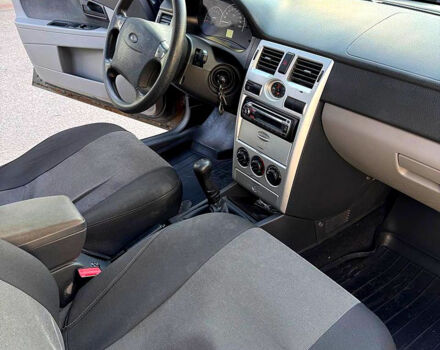 Черный ВАЗ Priora, объемом двигателя 1.6 л и пробегом 165 тыс. км за 2100 $, фото 8 на Automoto.ua