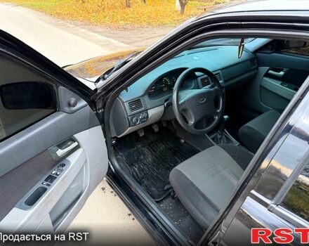 Черный ВАЗ Priora, объемом двигателя 1.6 л и пробегом 185 тыс. км за 2250 $, фото 9 на Automoto.ua