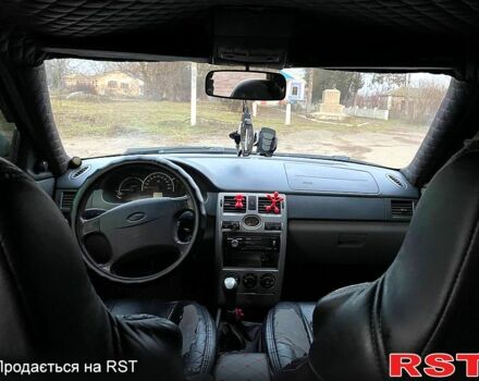 Черный ВАЗ Priora, объемом двигателя 1.6 л и пробегом 0 тыс. км за 2000 $, фото 8 на Automoto.ua