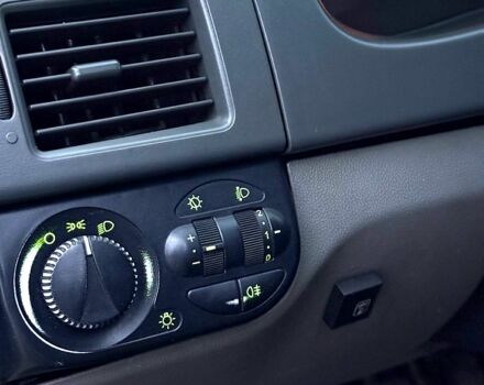 Черный ВАЗ Priora, объемом двигателя 1.6 л и пробегом 190 тыс. км за 3100 $, фото 9 на Automoto.ua