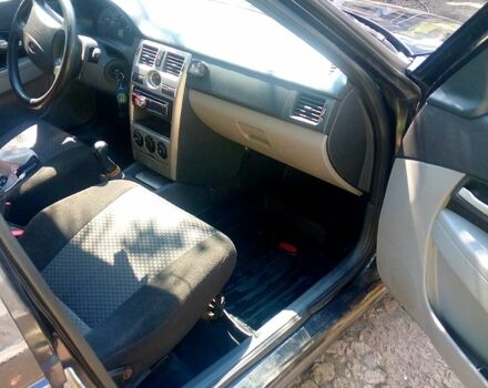 Чорний ВАЗ Priora, об'ємом двигуна 1.6 л та пробігом 236 тис. км за 1850 $, фото 4 на Automoto.ua