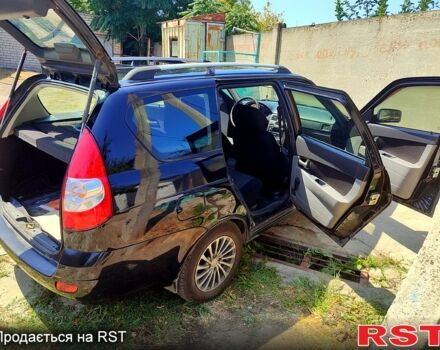 Чорний ВАЗ Priora, об'ємом двигуна 1.6 л та пробігом 135 тис. км за 3600 $, фото 4 на Automoto.ua