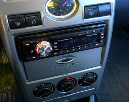 Черный ВАЗ Priora, объемом двигателя 1.6 л и пробегом 163 тыс. км за 2380 $, фото 1 на Automoto.ua