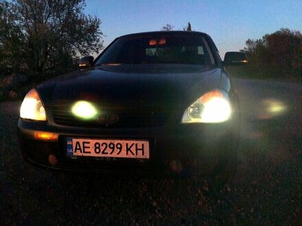 Чорний ВАЗ Priora, об'ємом двигуна 1.6 л та пробігом 257 тис. км за 2200 $, фото 1 на Automoto.ua
