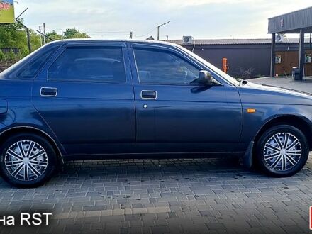 Черный ВАЗ Priora, объемом двигателя 1.6 л и пробегом 203 тыс. км за 2500 $, фото 1 на Automoto.ua