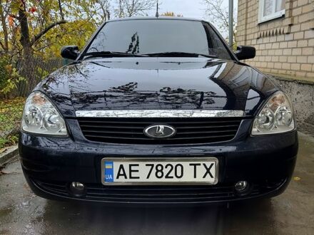 Черный ВАЗ Priora, объемом двигателя 1.6 л и пробегом 183 тыс. км за 2799 $, фото 1 на Automoto.ua