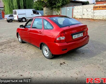 Червоний ВАЗ Priora, об'ємом двигуна 1.6 л та пробігом 180 тис. км за 1550 $, фото 1 на Automoto.ua