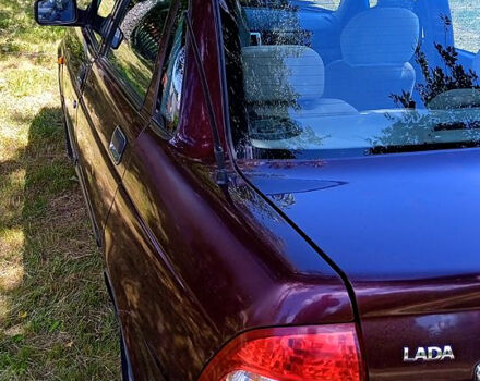 Красный ВАЗ Priora, объемом двигателя 1.6 л и пробегом 238 тыс. км за 1550 $, фото 3 на Automoto.ua