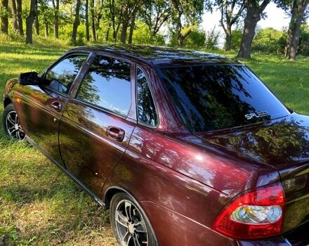 Червоний ВАЗ Priora, об'ємом двигуна 1.6 л та пробігом 242 тис. км за 2600 $, фото 3 на Automoto.ua
