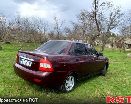 Красный ВАЗ Priora, объемом двигателя 1.6 л и пробегом 177 тыс. км за 2000 $, фото 6 на Automoto.ua