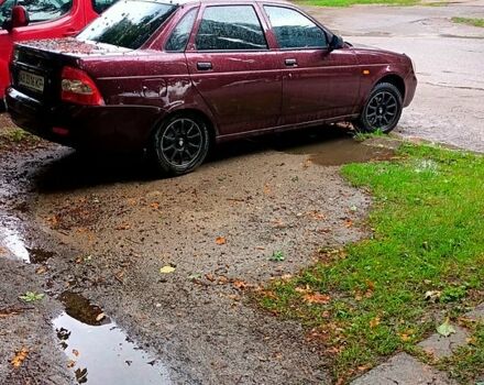 Червоний ВАЗ Priora, об'ємом двигуна 1.6 л та пробігом 196 тис. км за 1600 $, фото 2 на Automoto.ua