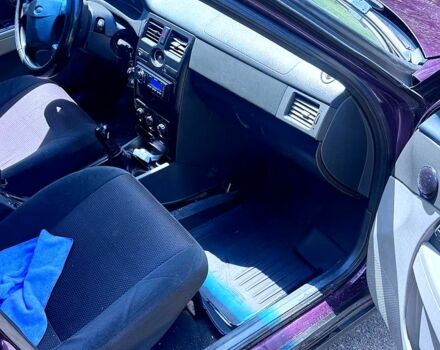 Красный ВАЗ Priora, объемом двигателя 1.6 л и пробегом 450 тыс. км за 2700 $, фото 3 на Automoto.ua