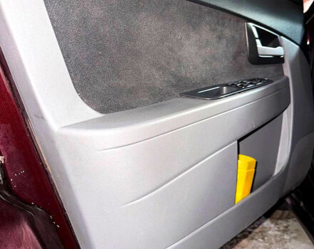 Красный ВАЗ Priora, объемом двигателя 1.6 л и пробегом 250 тыс. км за 3200 $, фото 6 на Automoto.ua