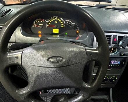 Червоний ВАЗ Priora, об'ємом двигуна 1.6 л та пробігом 187 тис. км за 3000 $, фото 9 на Automoto.ua