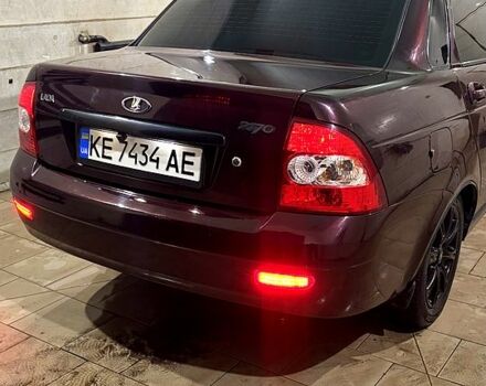 Червоний ВАЗ Priora, об'ємом двигуна 1.6 л та пробігом 187 тис. км за 3000 $, фото 2 на Automoto.ua