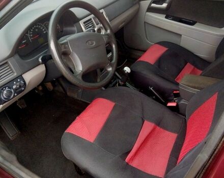 Червоний ВАЗ Priora, об'ємом двигуна 1.6 л та пробігом 109 тис. км за 3500 $, фото 5 на Automoto.ua