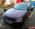 Красный ВАЗ Priora, объемом двигателя 1.6 л и пробегом 300 тыс. км за 1700 $, фото 1 на Automoto.ua