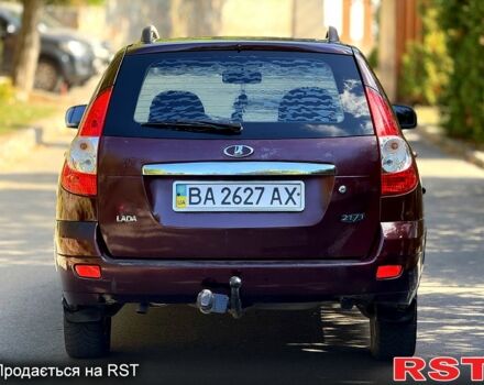 Красный ВАЗ Priora, объемом двигателя 1.6 л и пробегом 260 тыс. км за 2250 $, фото 3 на Automoto.ua