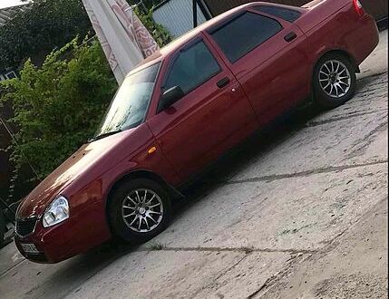 ВАЗ Priora 2007 в Конотопе на Automoto.ua Красный ВАЗ Priora, объемом двигателя 1.6 л и пробегом 200 тыс. км за 2500 $, фото 1 на Automoto.ua